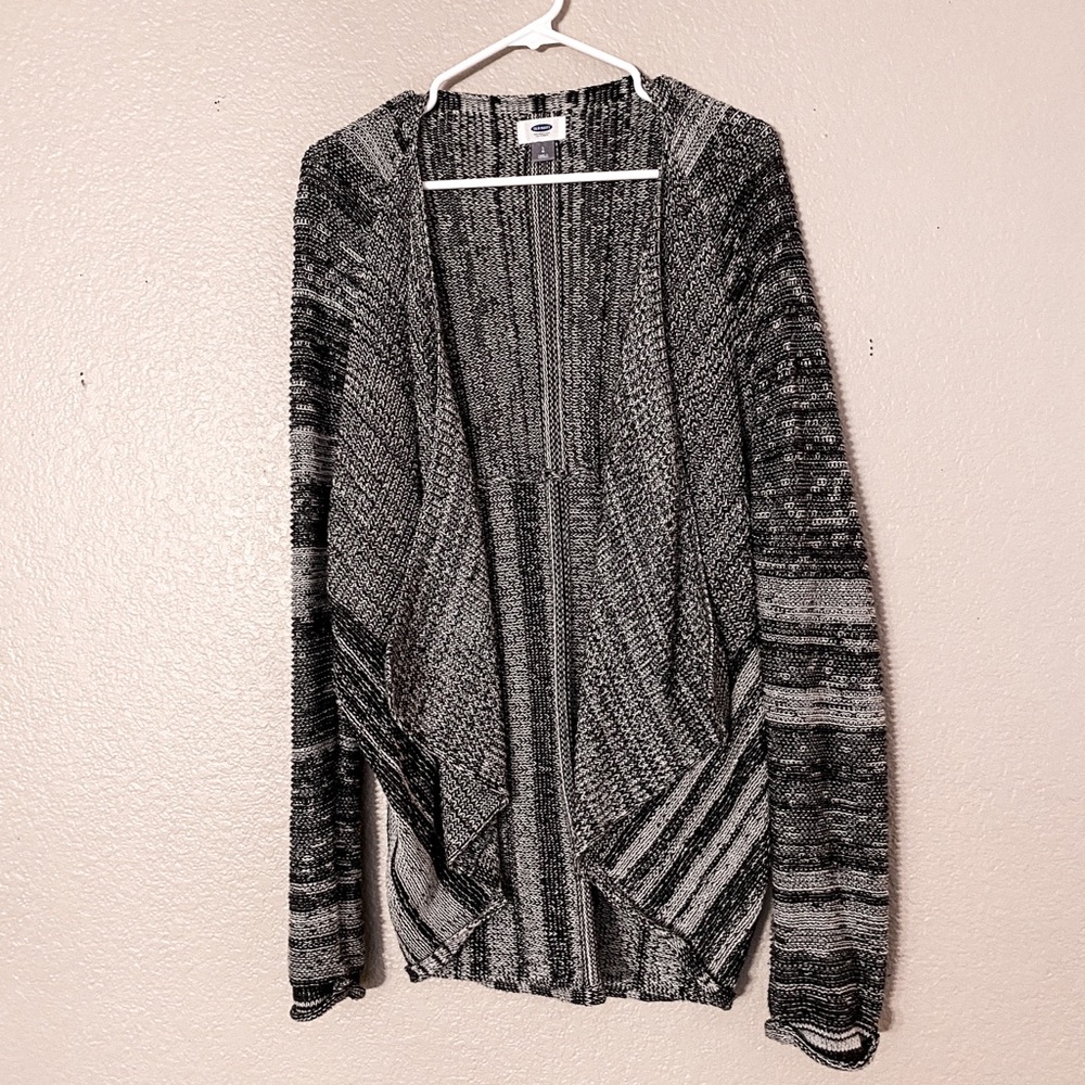 Women’s Cardigan Sweater